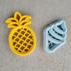 Baby silicone teether bundle